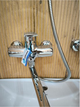 Душевой смеситель Debora D34